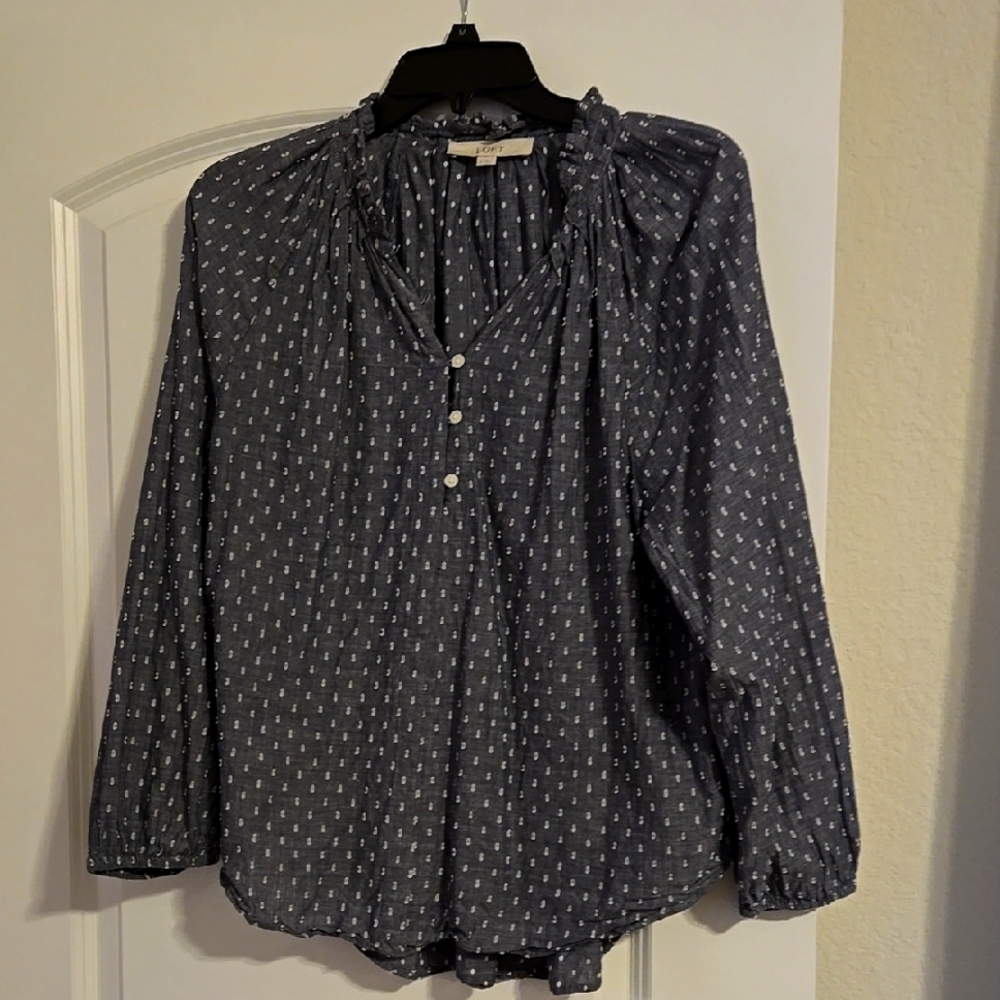 LOFT Gray V-Neck Puff Sleeve Blouse